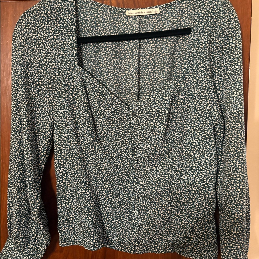 Abercrombie & Fitch green floral blouse (S)